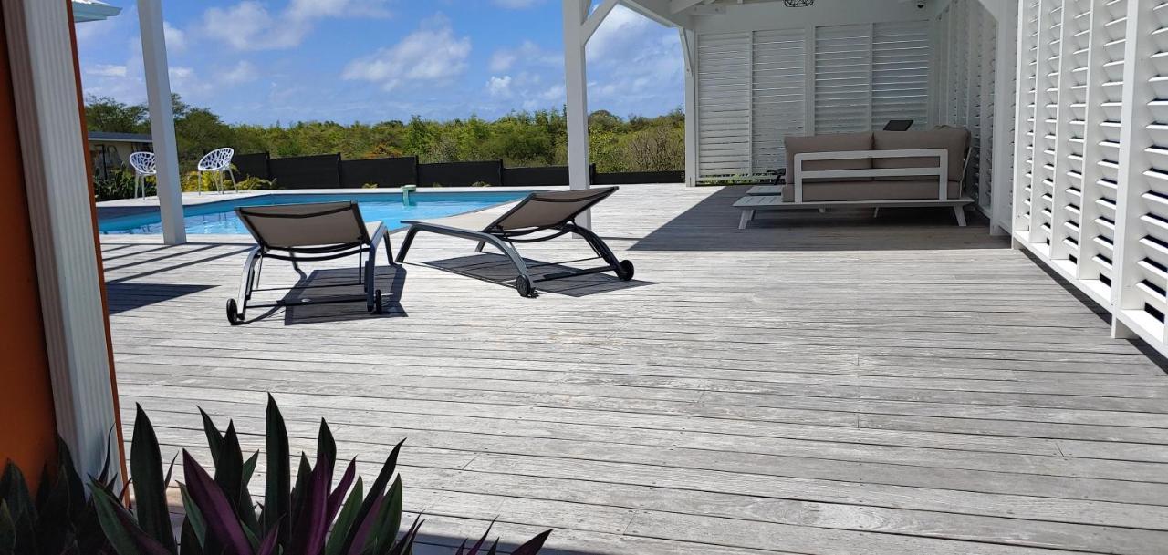 Villa Fleur De Goyave - Tres Bien Ventilee - Vue Degagee Saint-Francois  Exterior photo